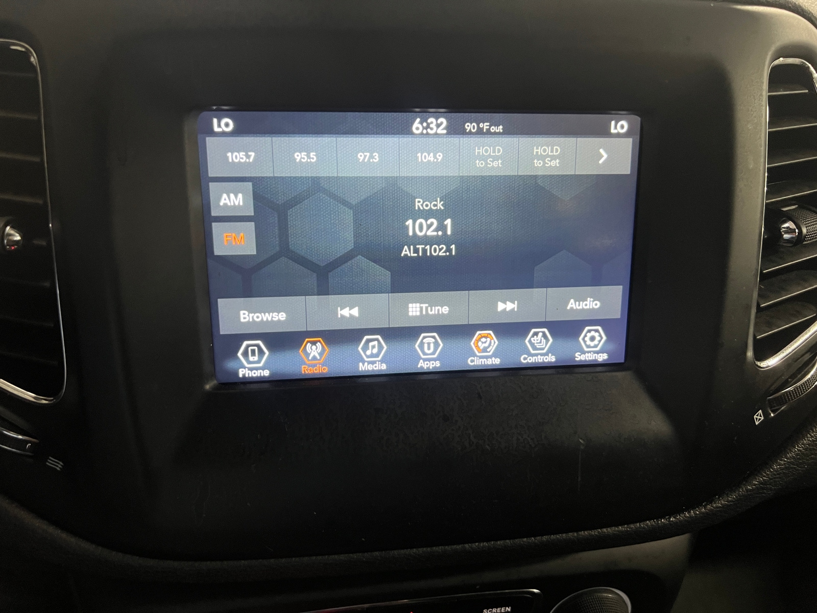 Thumbnail: 2020 Jeep Compass - 4