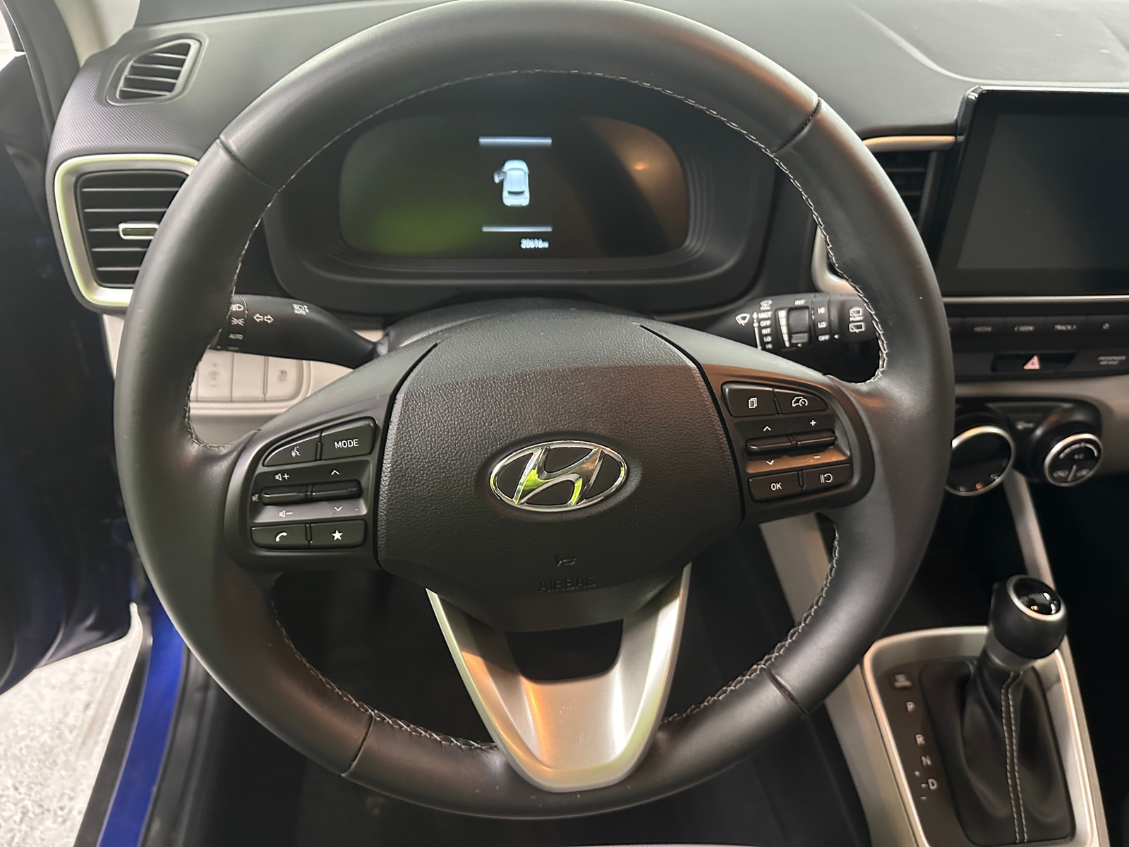 Thumbnail: 2023 Hyundai Venue - 5