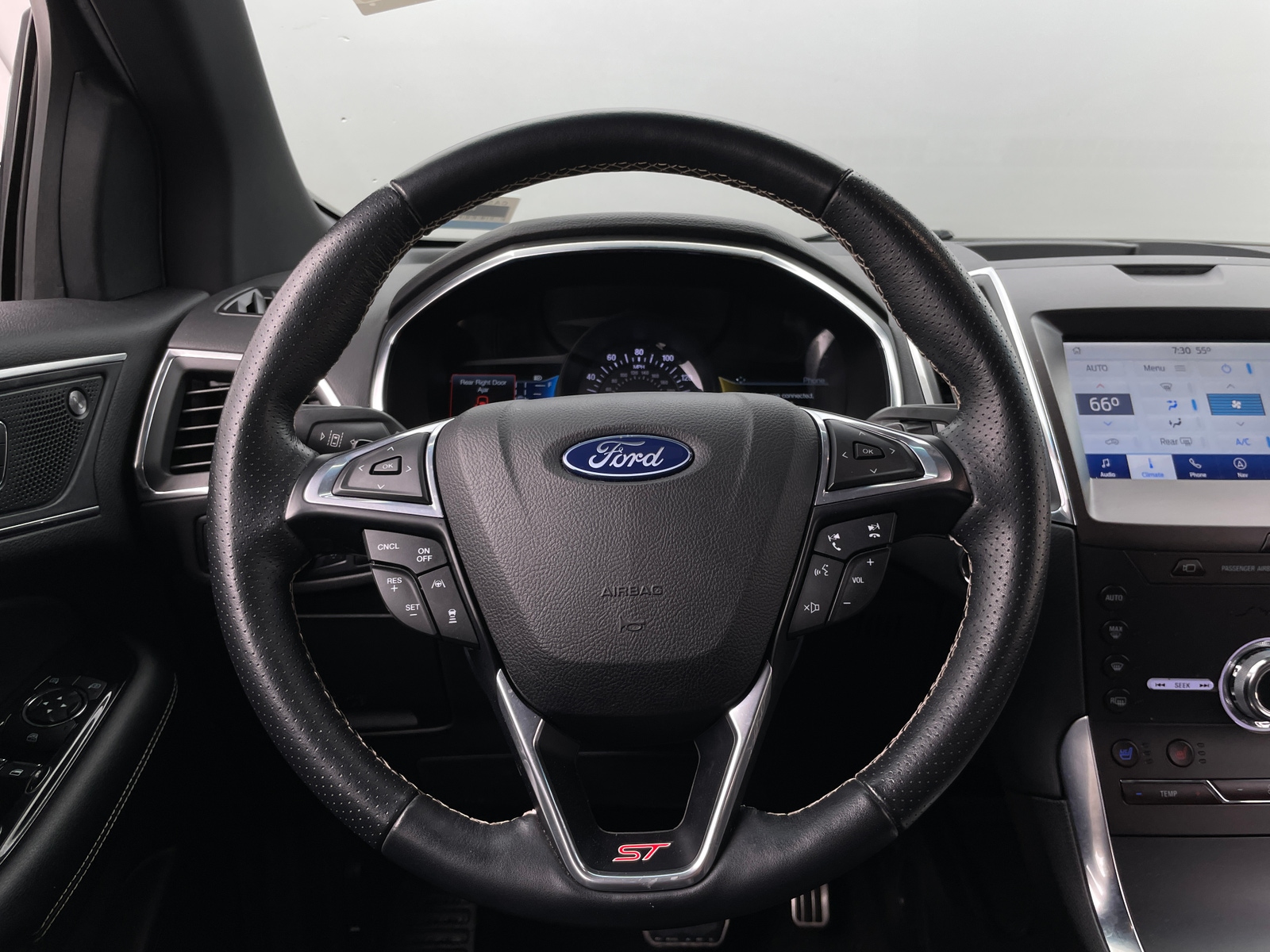 Thumbnail: 2020 Ford Edge - 4