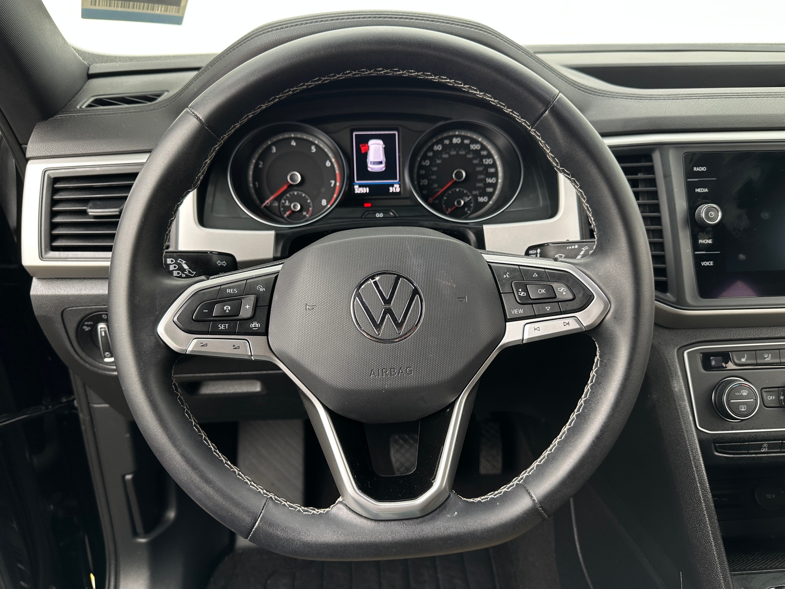 Thumbnail: 2021 Volkswagen Atlas - 4