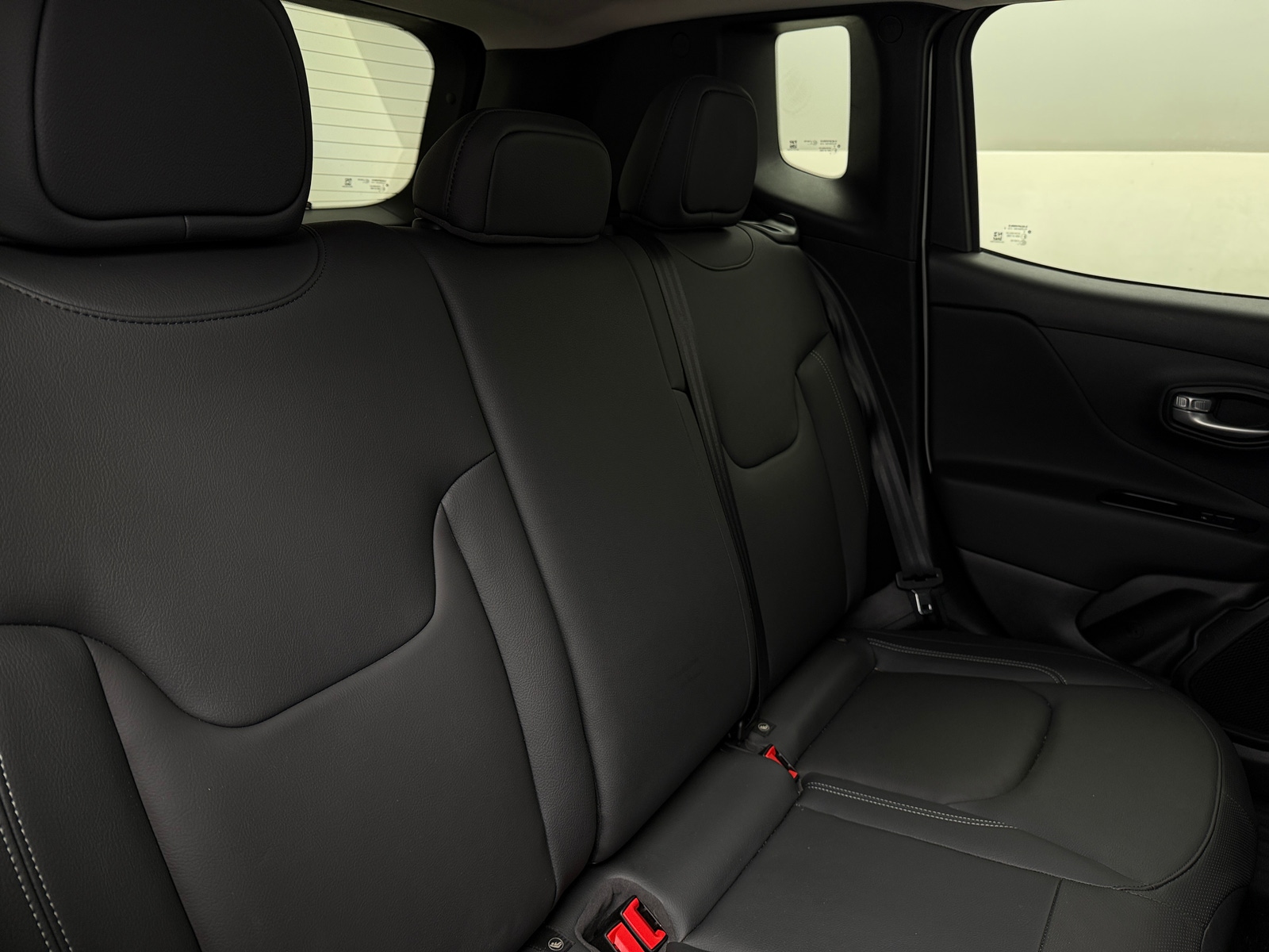 Thumbnail: 2023 Jeep Renegade - 5