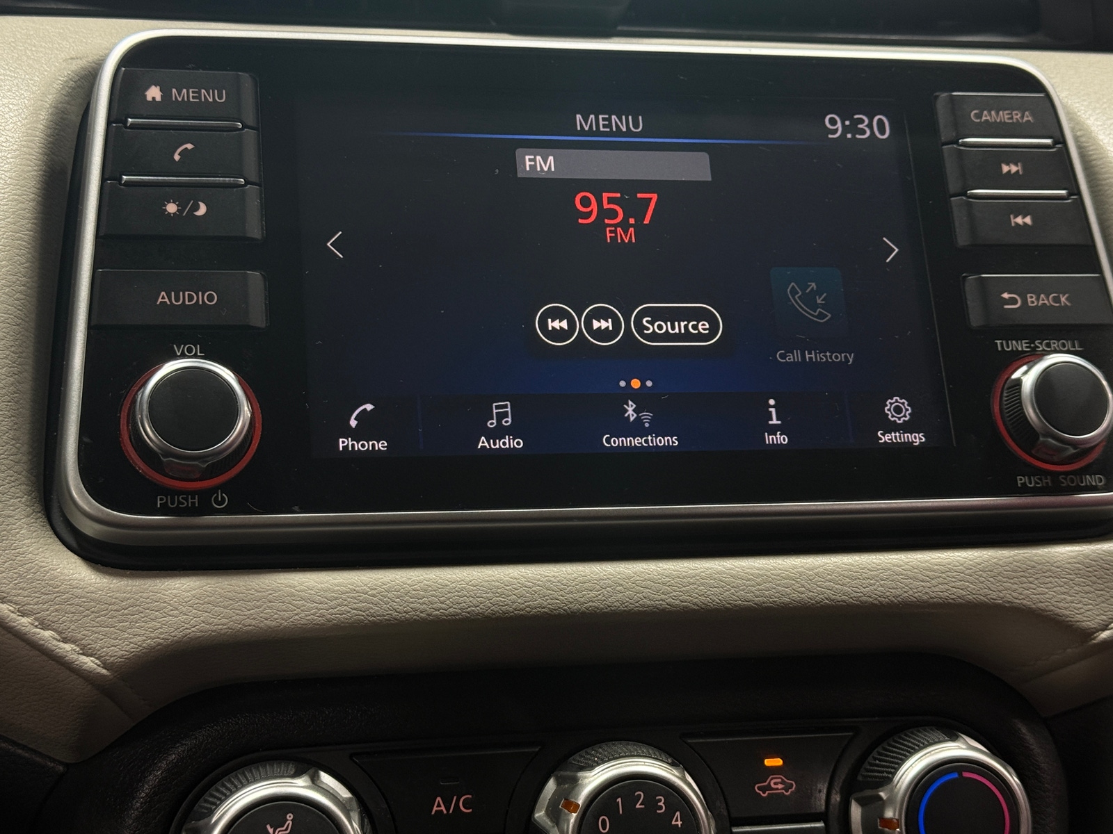 Thumbnail: 2021 Nissan Versa - 4