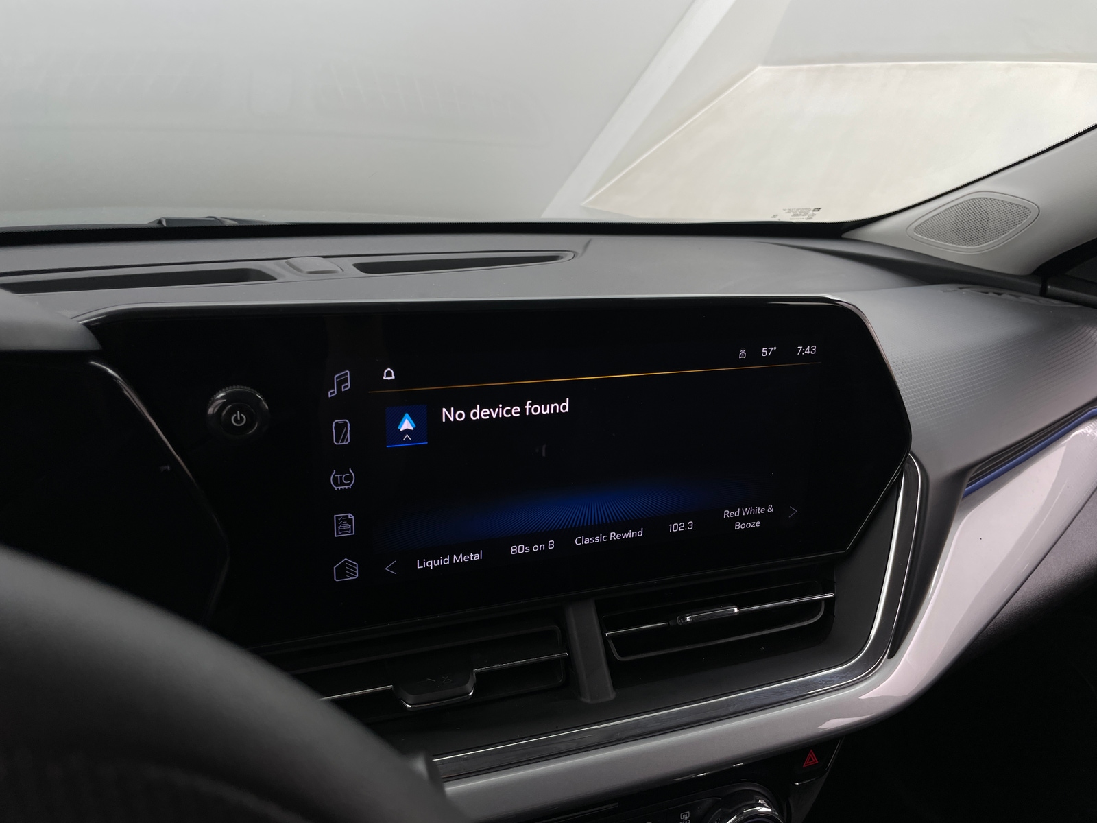 Thumbnail: 2025 Chevrolet Trax - 4