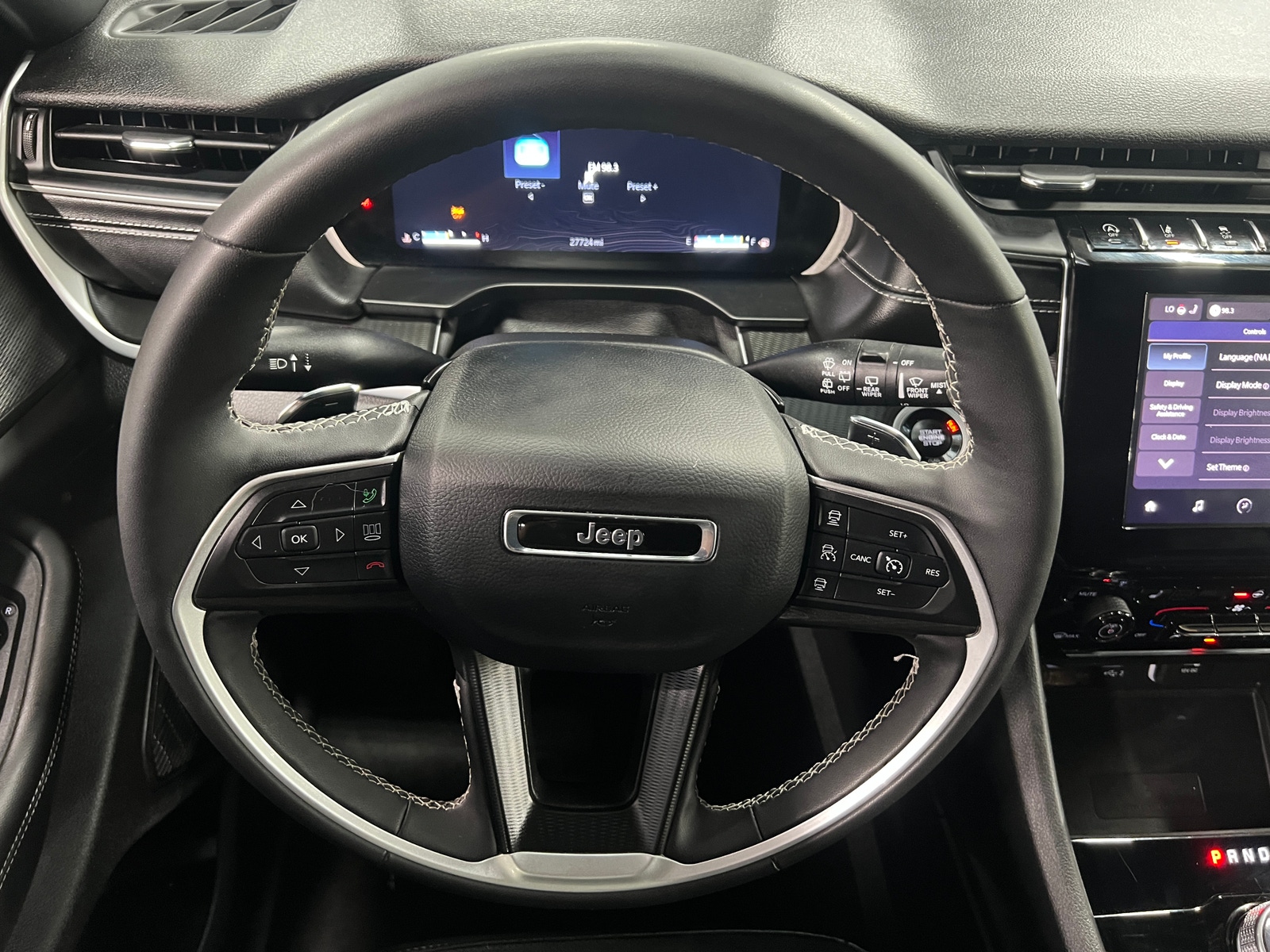 Thumbnail: 2025 Jeep Grand Cherokee - 4