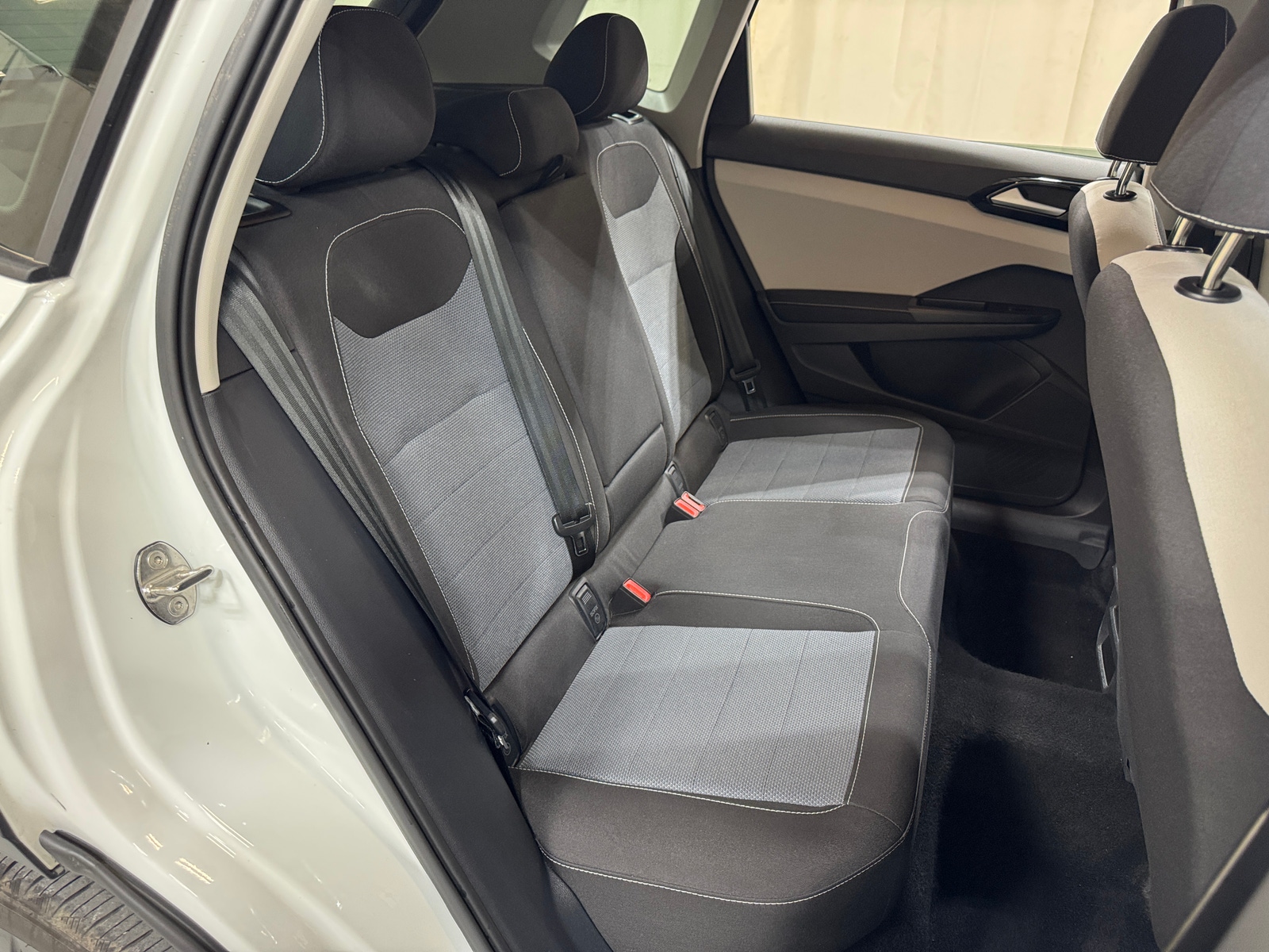 Thumbnail: 2025 Volkswagen Taos - 6