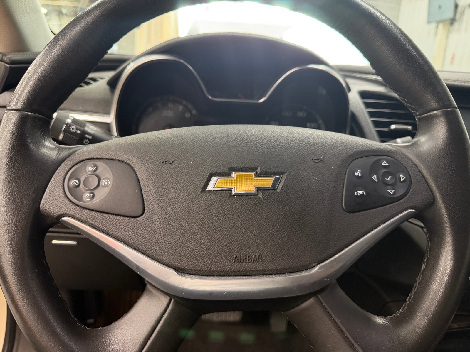 Thumbnail: 2014 Chevrolet Impala - 5