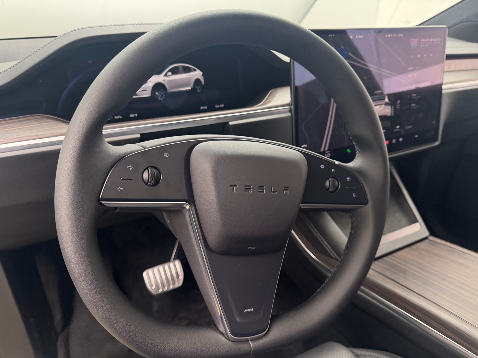 Thumbnail: 2023 Tesla Model X - 4