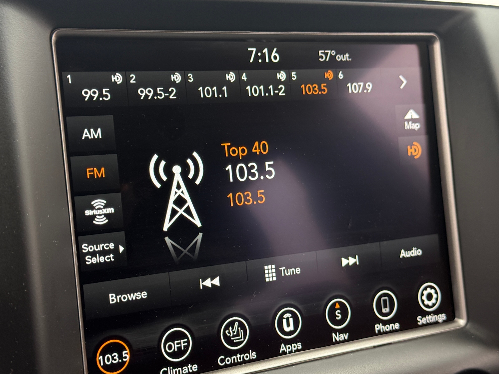 Thumbnail: 2018 Jeep Grand Cherokee - 3