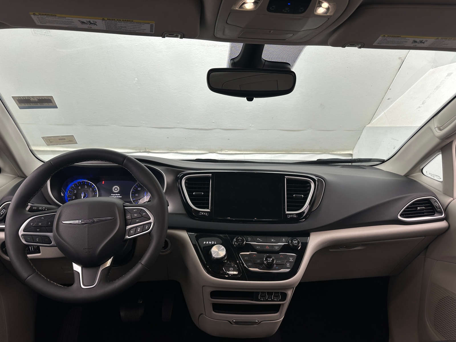 Thumbnail: 2024 Chrysler Pacifica - 2