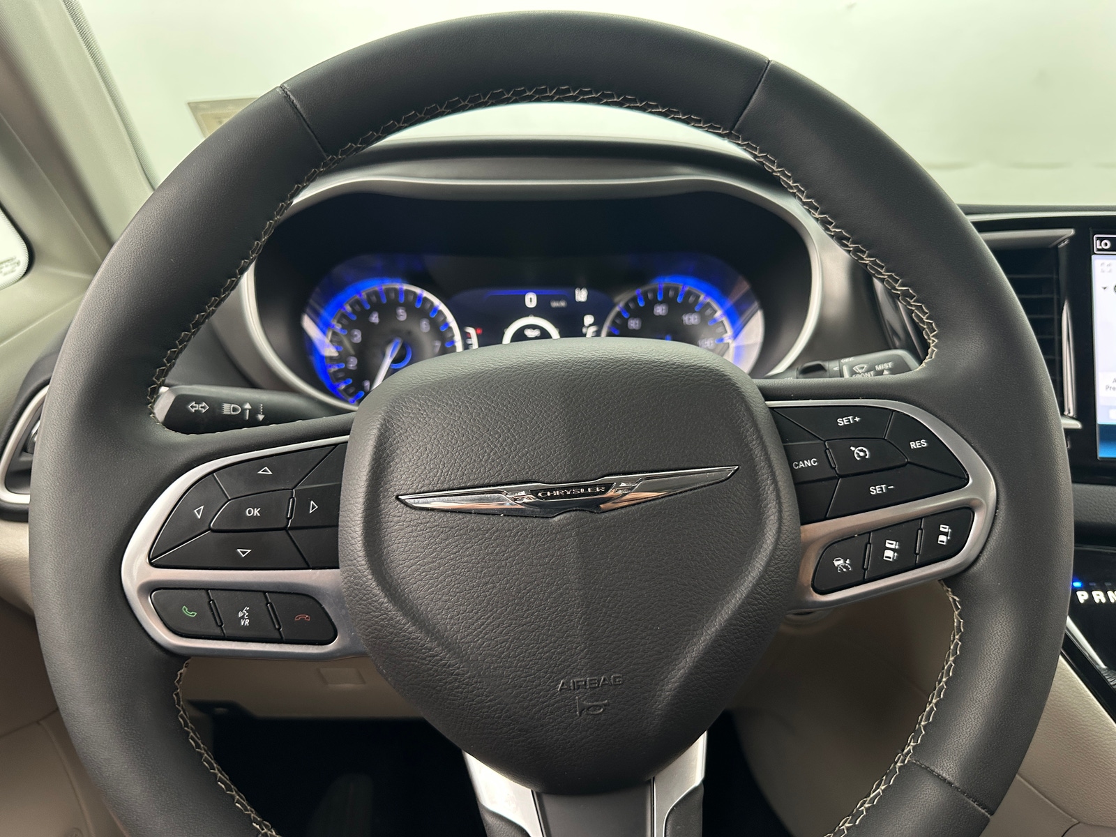 Thumbnail: 2024 Chrysler Pacifica - 4