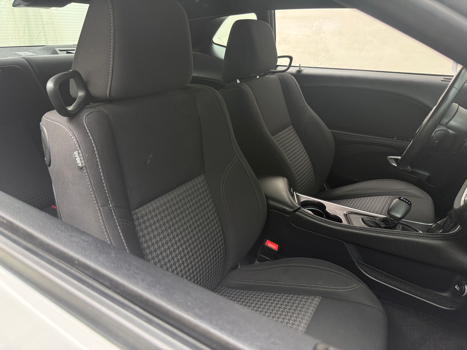 Thumbnail: 2015 Dodge Challenger - 2