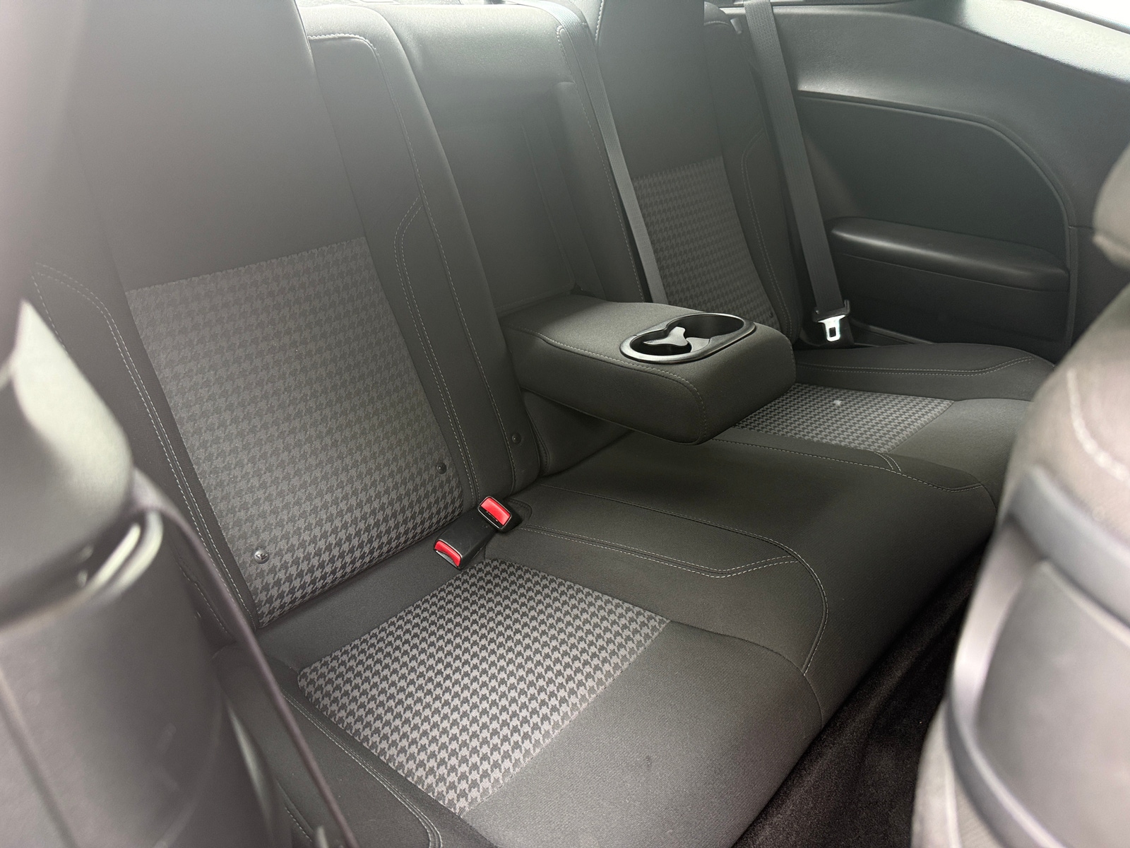 Thumbnail: 2015 Dodge Challenger - 6