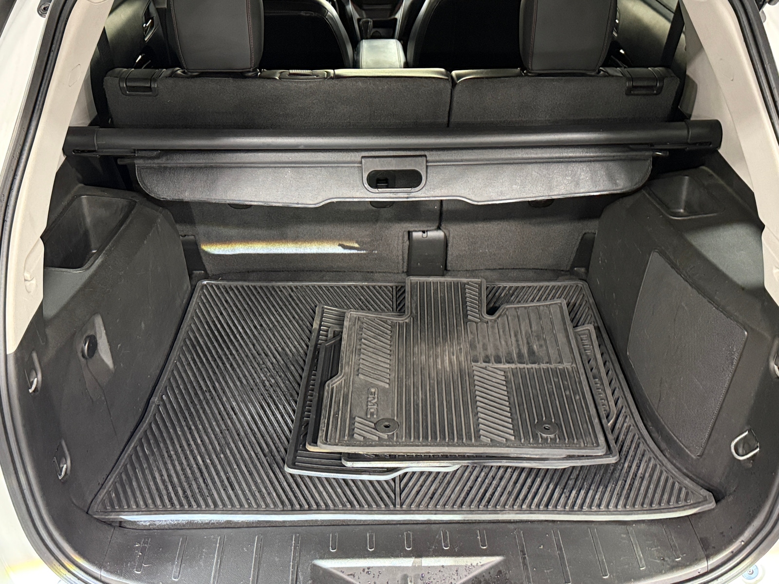 Thumbnail: 2015 GMC Terrain - 6