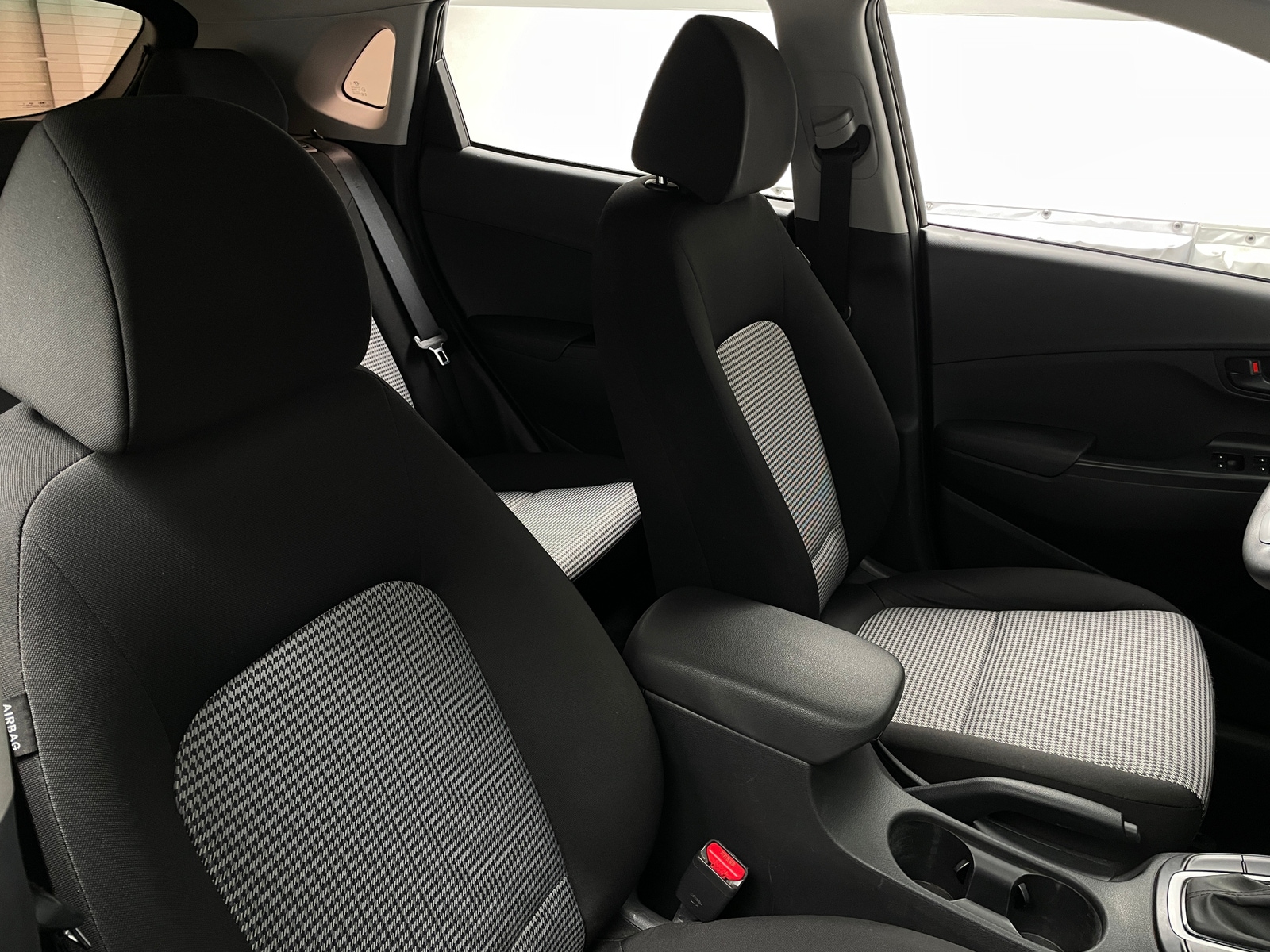 Thumbnail: 2020 Hyundai Kona - 2