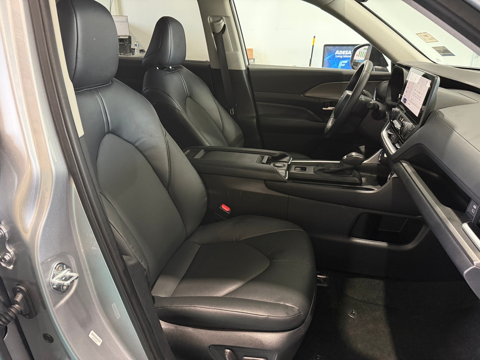 Thumbnail: 2025 Toyota Grand Highlander - 2