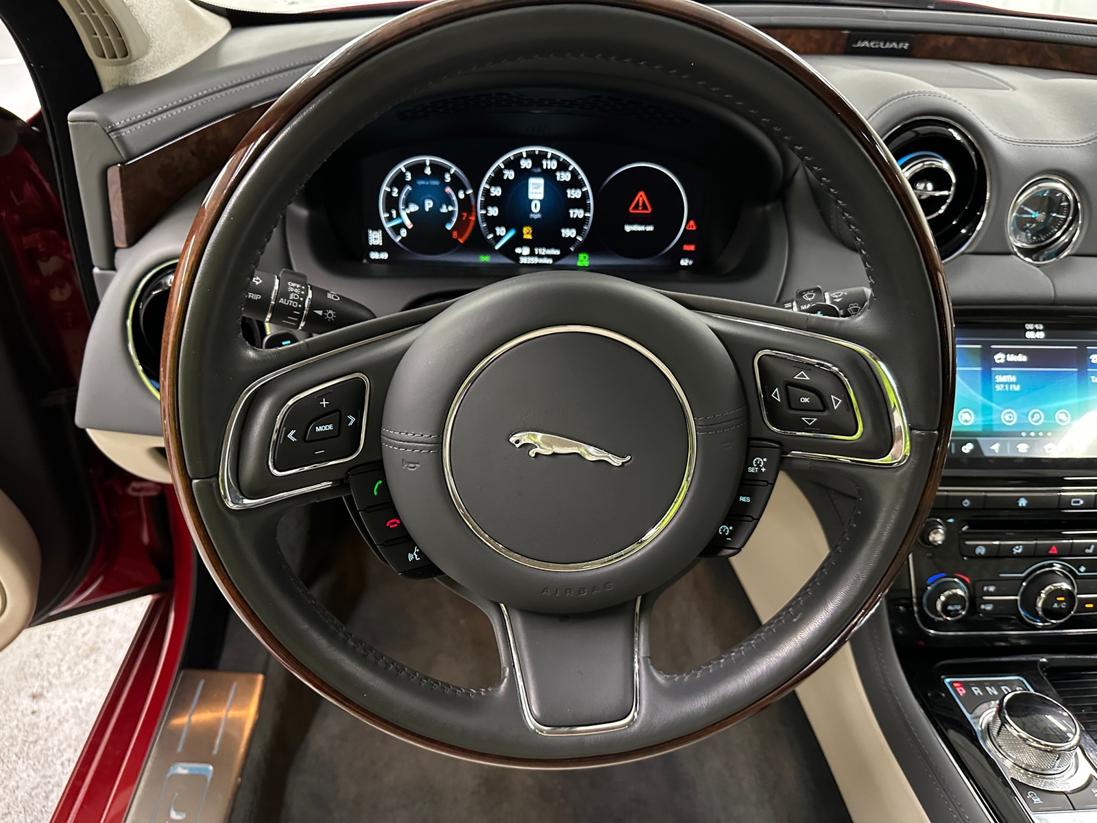 Thumbnail: 2019 Jaguar XJ - 4