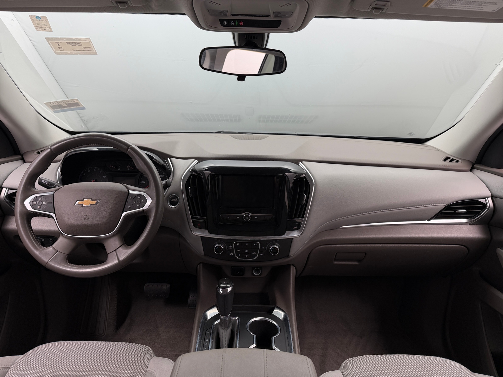 Thumbnail: 2020 Chevrolet Traverse - 3