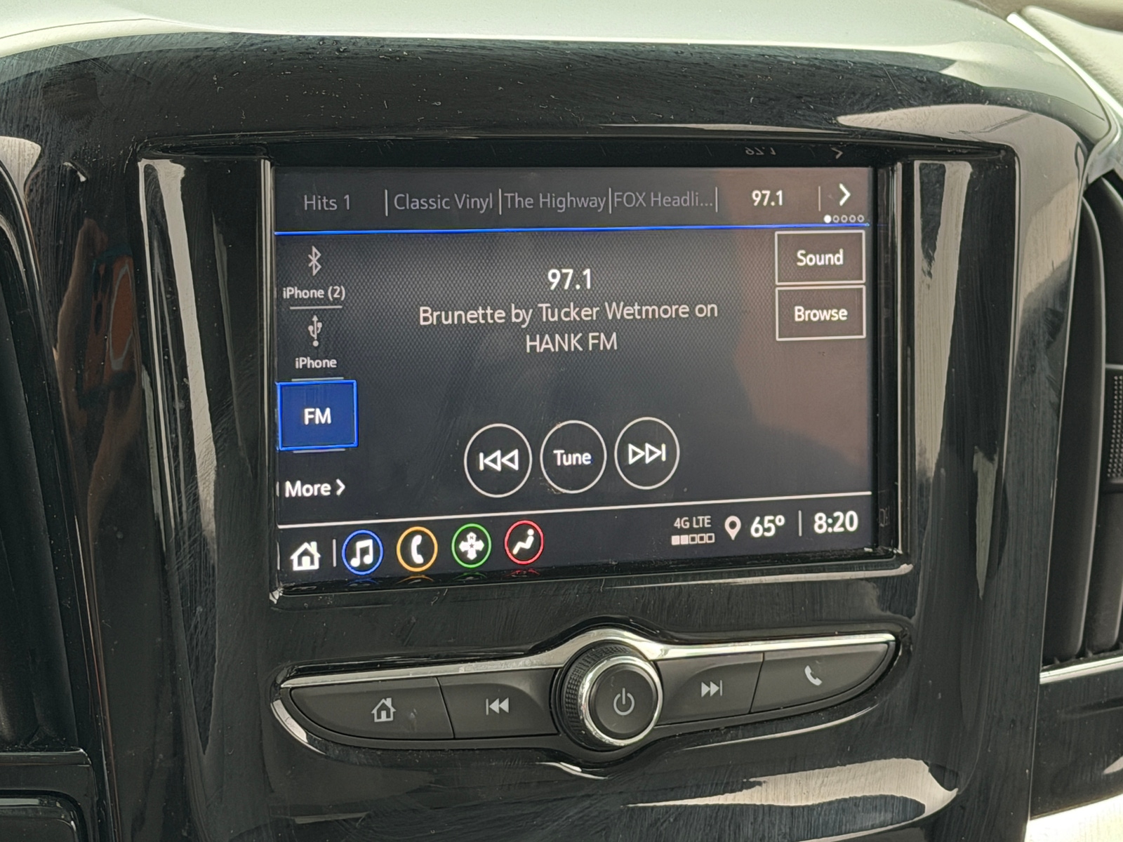 Thumbnail: 2020 Chevrolet Traverse - 4