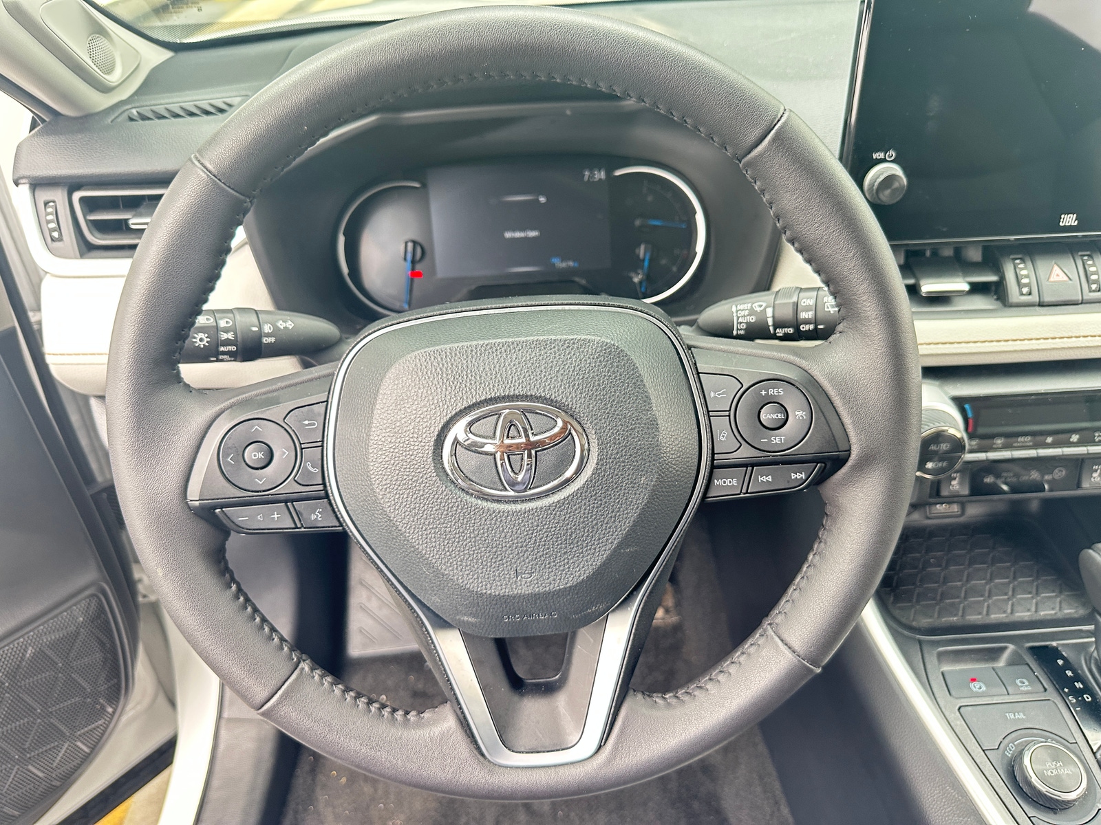 Thumbnail: 2025 Toyota RAV4 - 5