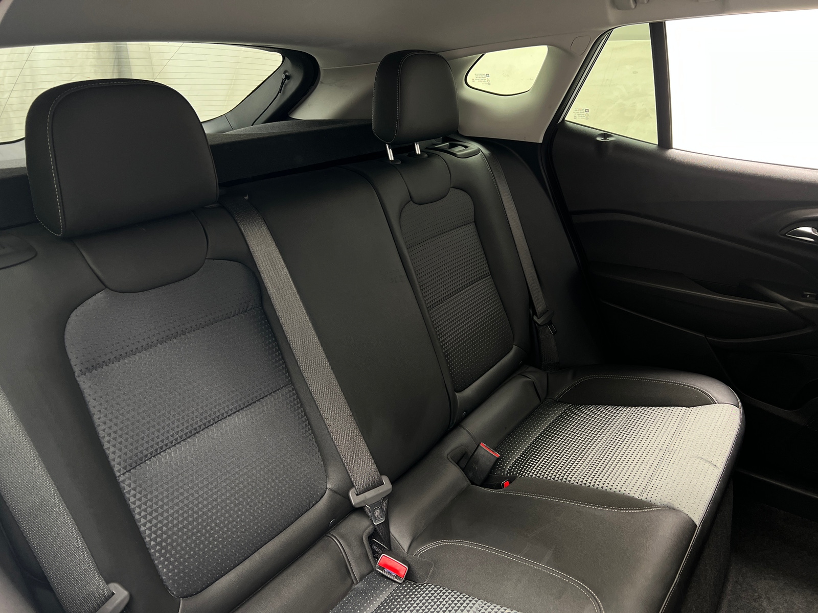 Thumbnail: 2025 Chevrolet Trax - 6