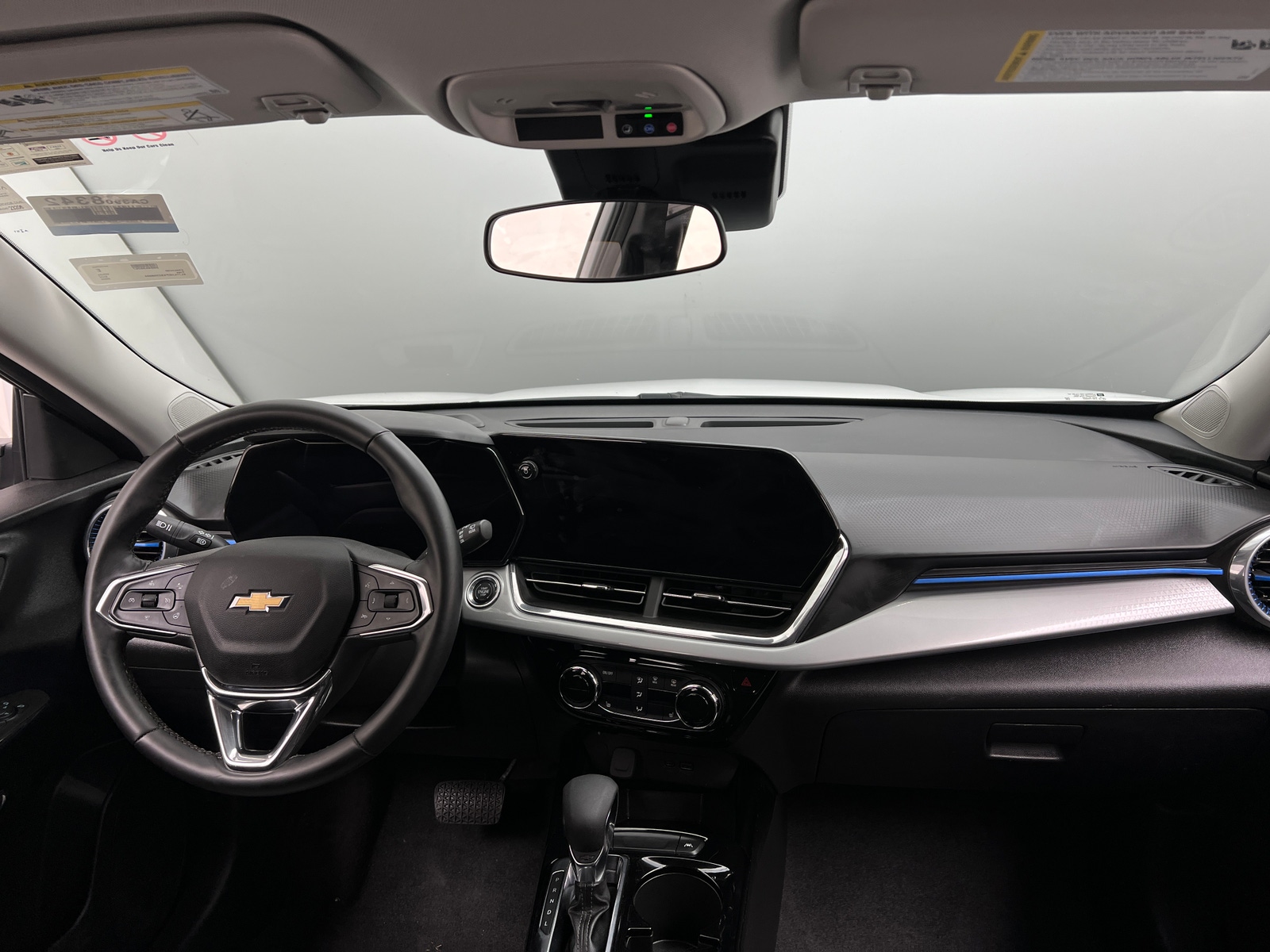 Thumbnail: 2025 Chevrolet Trax - 3