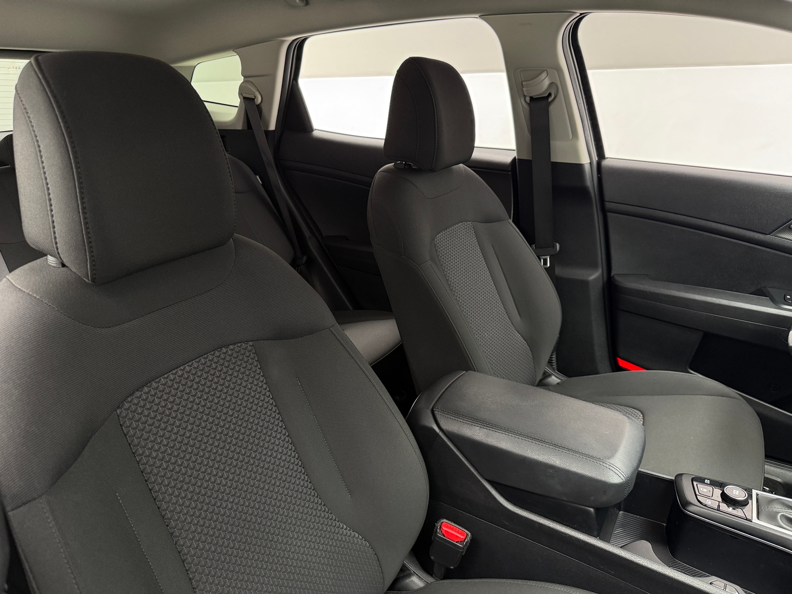 Thumbnail: 2025 Kia Sportage - 2