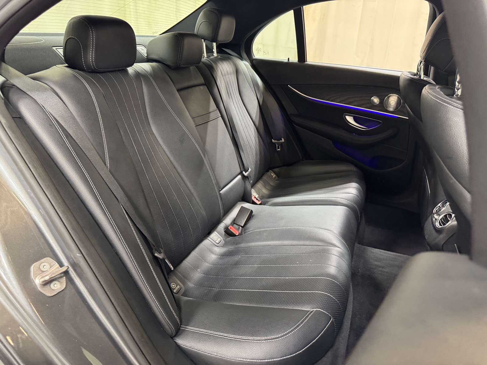 Thumbnail: 2017 Mercedes-Benz E-Class - 5