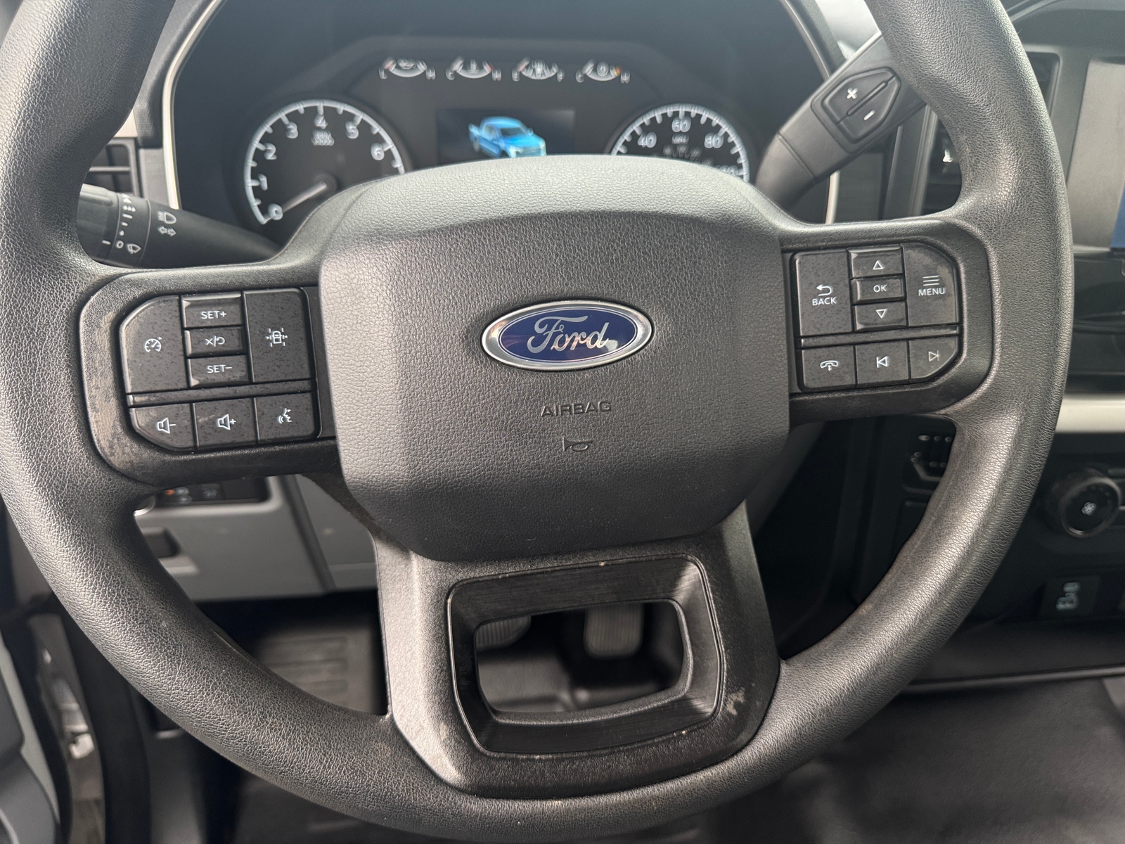 Thumbnail: 2022 Ford Econoline - 4