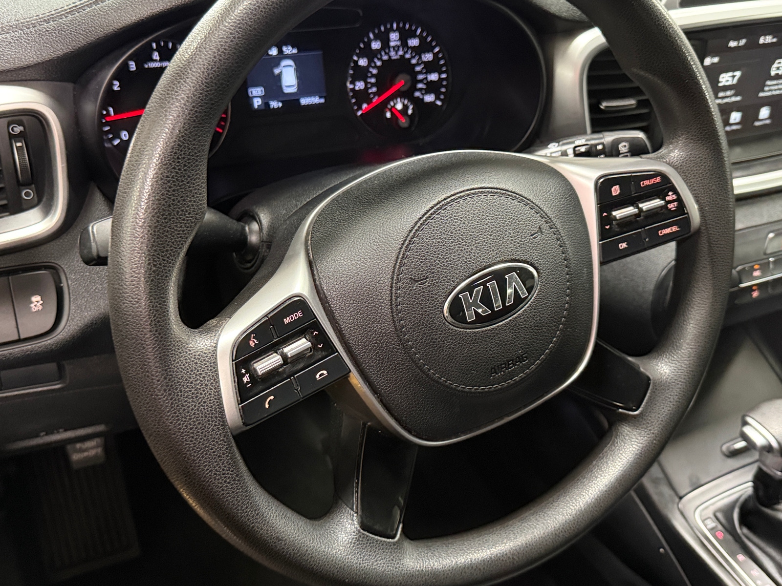 Thumbnail: 2020 Kia Sorento - 5