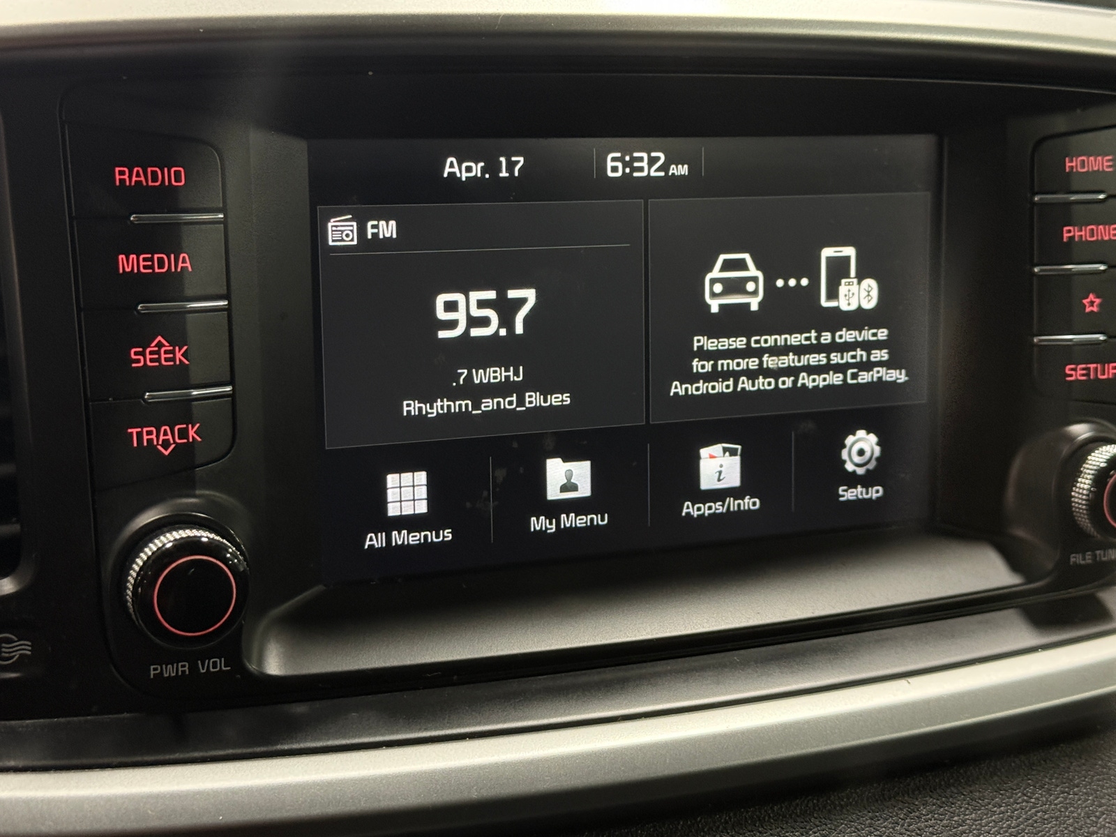 Thumbnail: 2020 Kia Sorento - 4