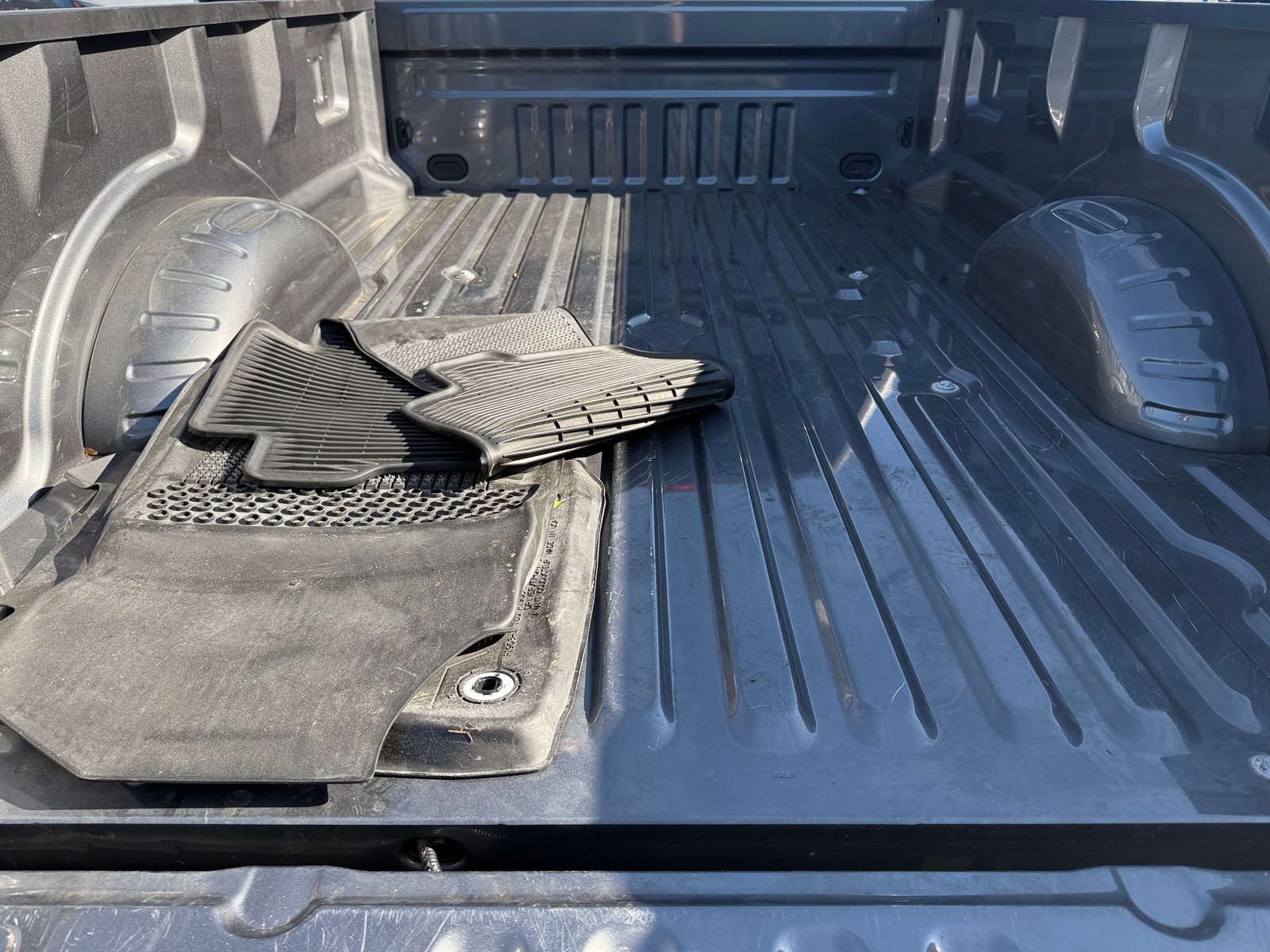 Thumbnail: 2022 Ford Econoline - 7