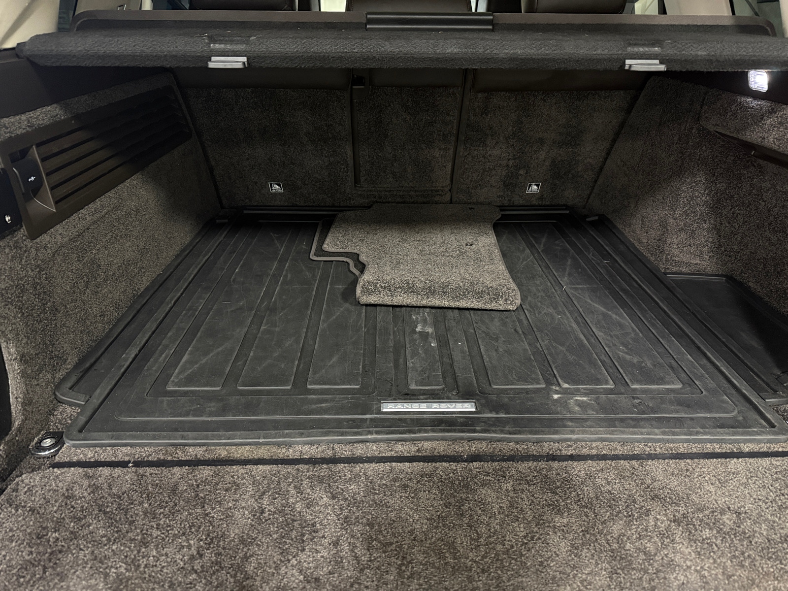 Thumbnail: 2018 Land Rover Range Rover - 6
