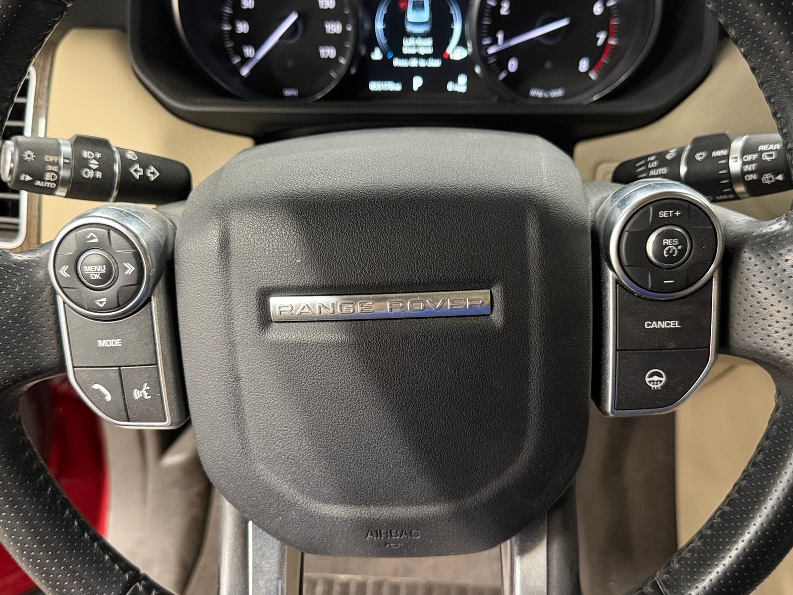 Thumbnail: 2016 Land Rover Range Rover Sport - 4