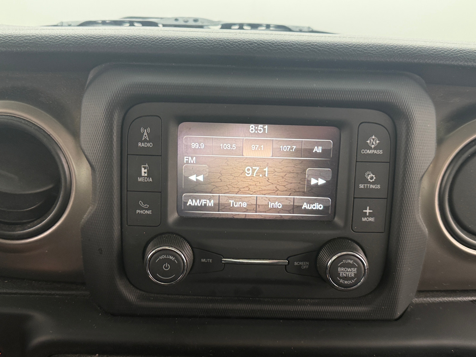 Thumbnail: 2020 Jeep Wrangler - 4