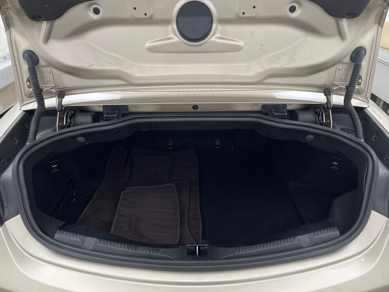 Thumbnail: 2018 Mercedes-Benz E-Class - 6