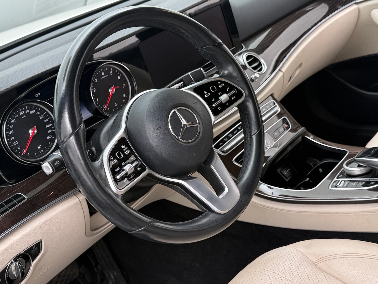 Thumbnail: 2019 Mercedes-Benz E-Class - 5