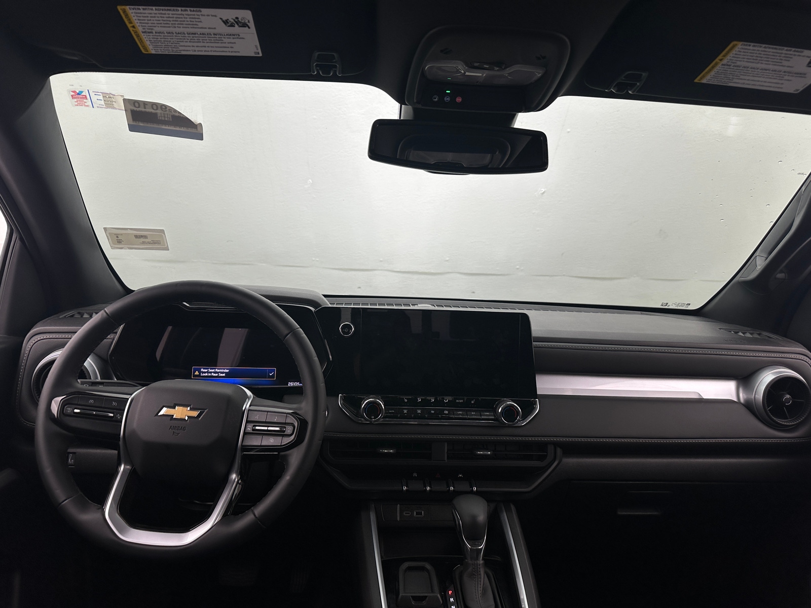 Thumbnail: 2024 Chevrolet Colorado - 3