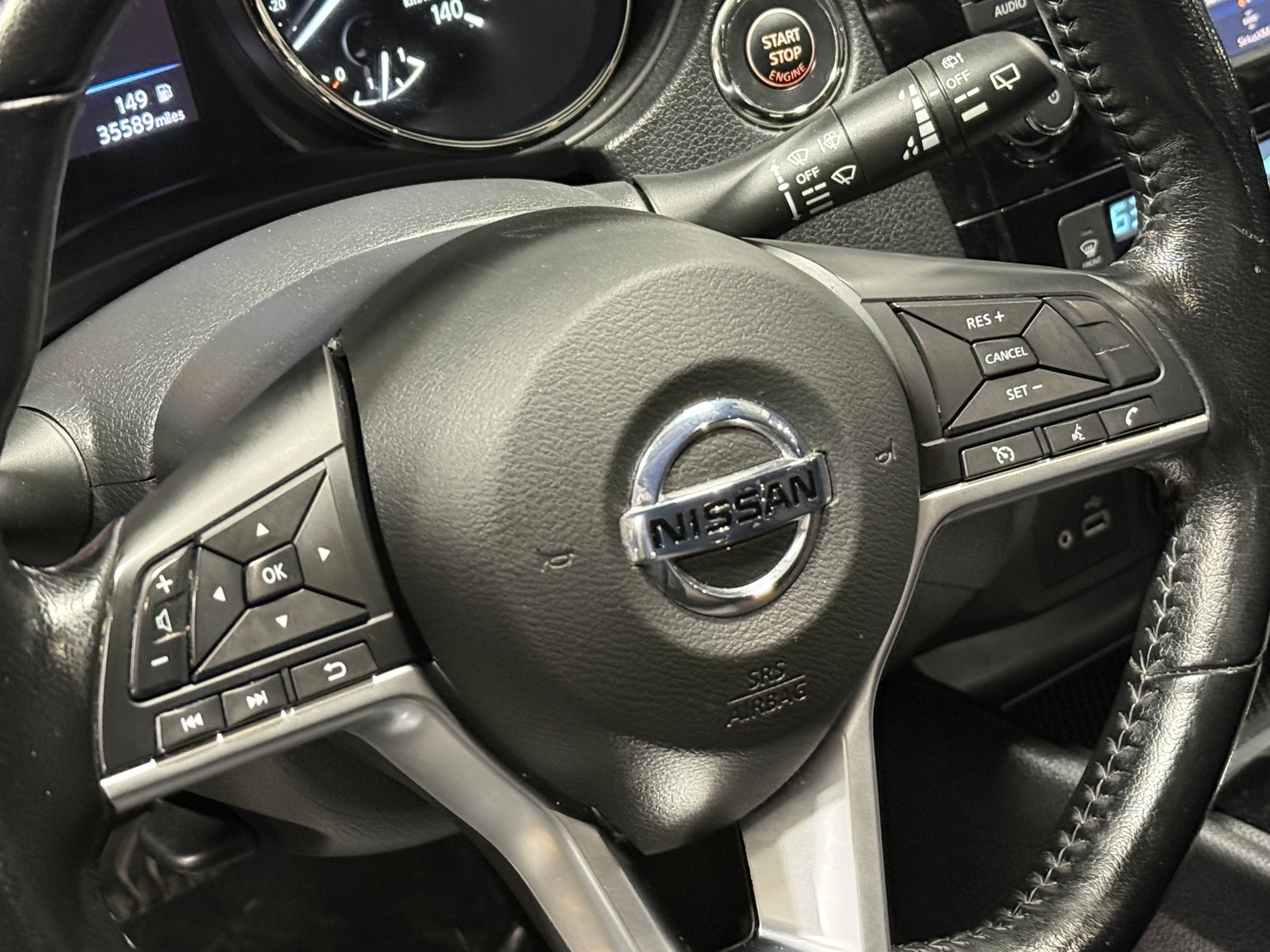 Thumbnail: 2021 Nissan Rogue Sport - 5