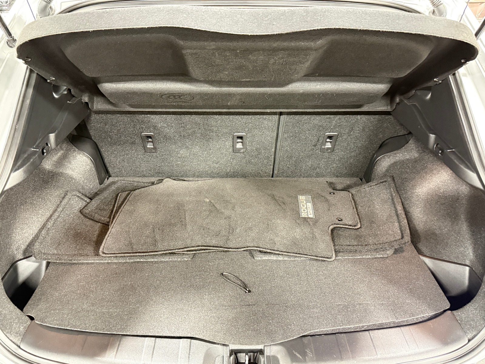 Thumbnail: 2021 Nissan Rogue Sport - 7