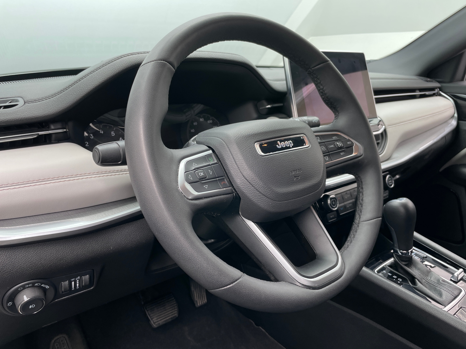 Thumbnail: 2025 Jeep Compass - 4