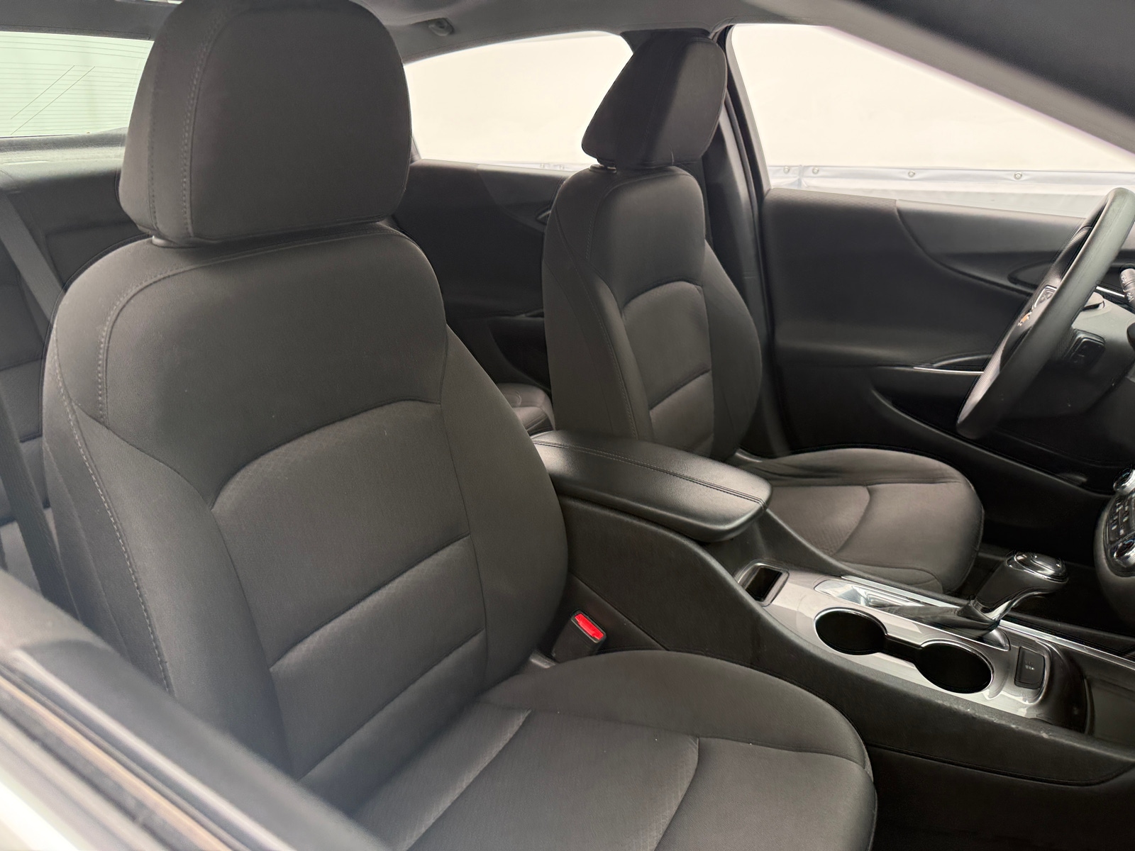 Thumbnail: 2020 Chevrolet Malibu - 2