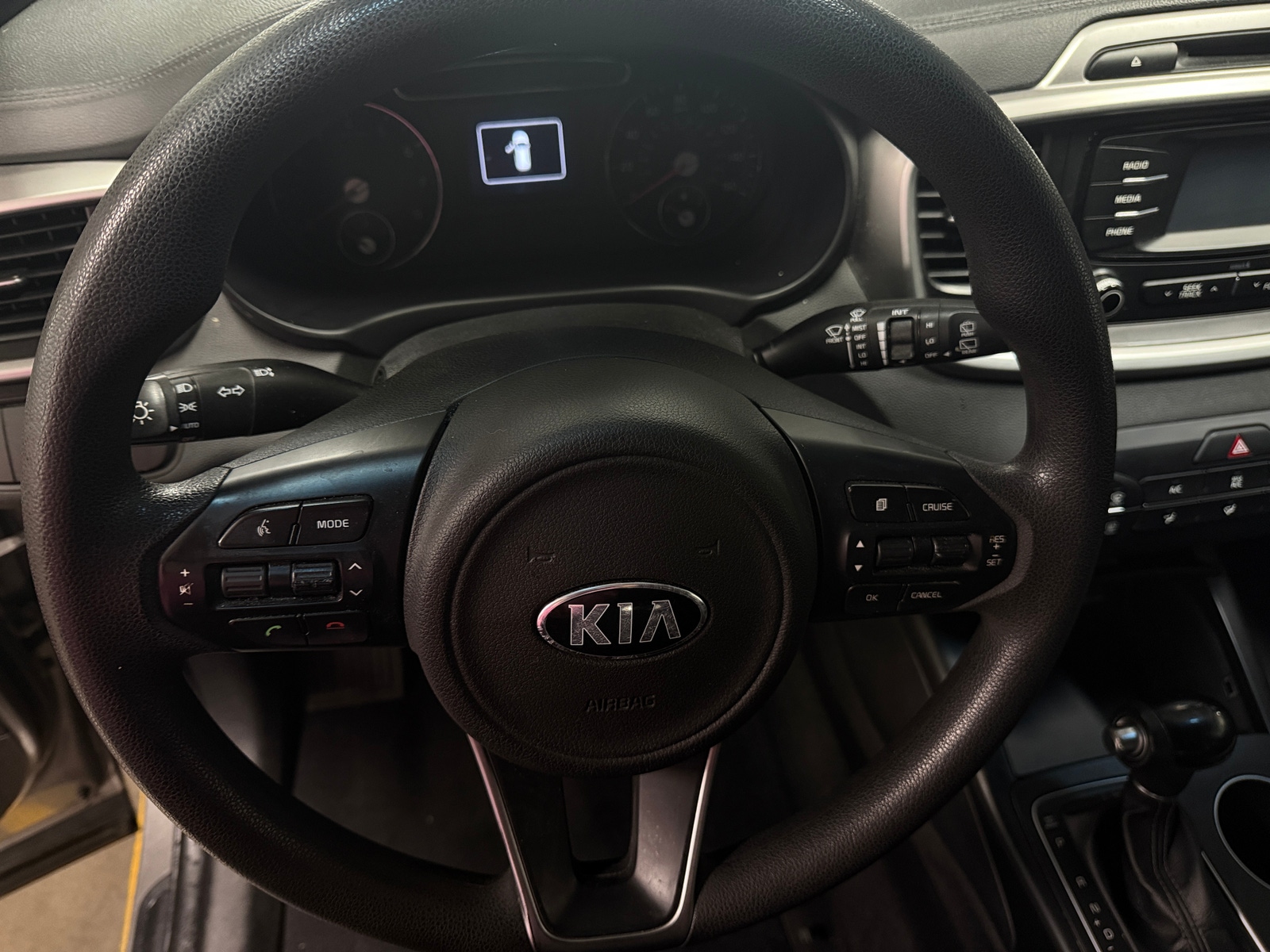 Thumbnail: 2016 Kia Sorento - 5