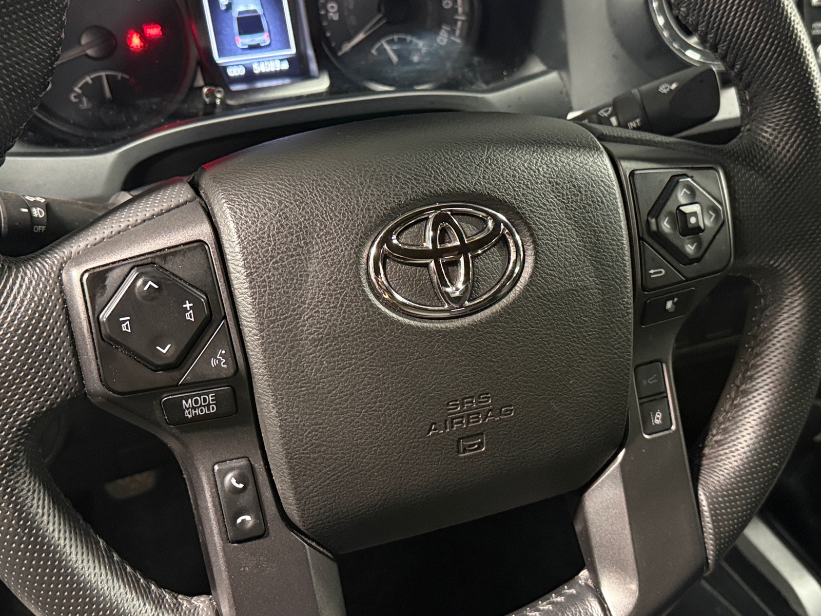 Thumbnail: 2022 Toyota Tacoma - 5