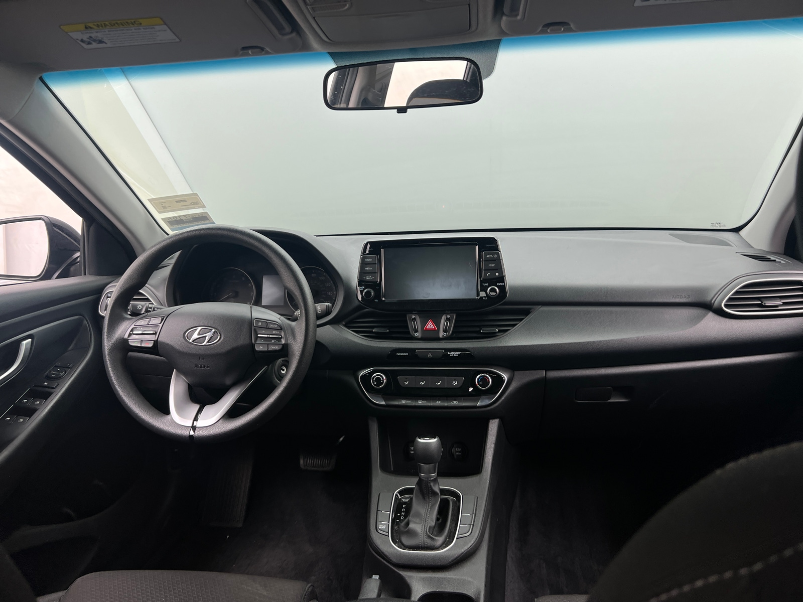 Thumbnail: 2018 Hyundai Elantra - 3