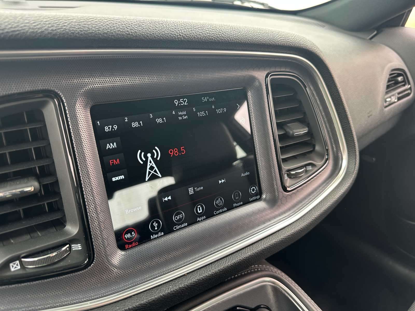 Thumbnail: 2018 Dodge Challenger - 2