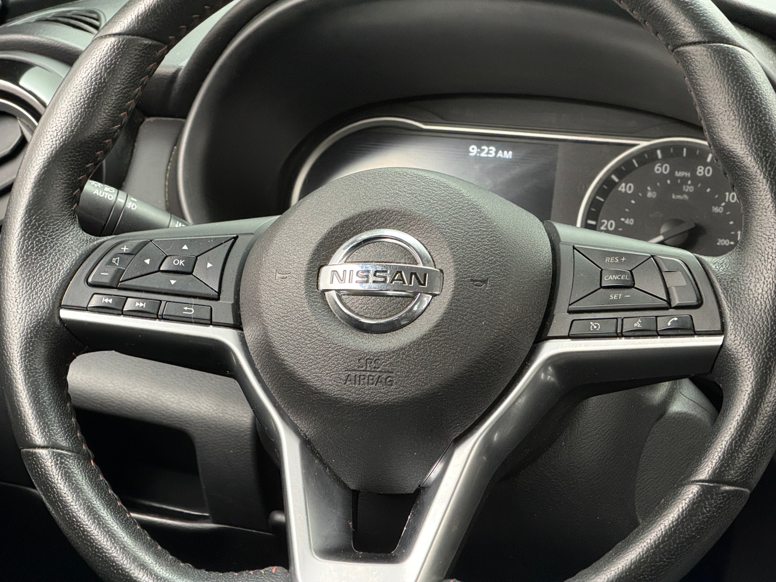 Thumbnail: 2019 Nissan Kicks - 4