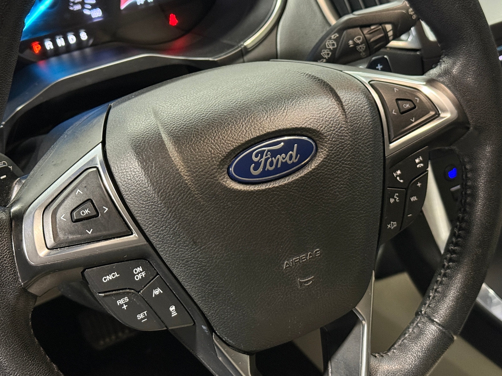 Thumbnail: 2019 Ford Edge - 4