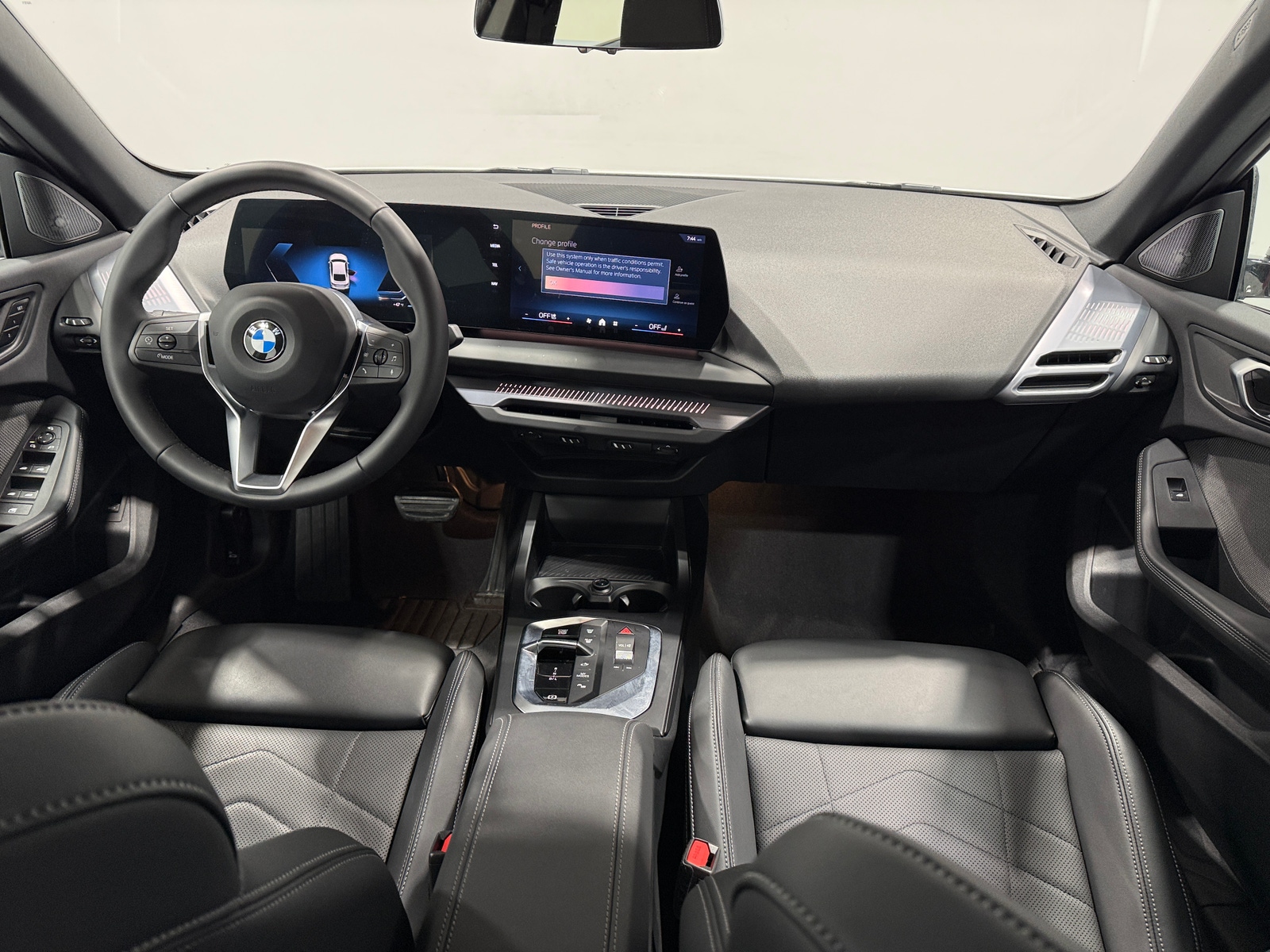 Thumbnail: 2025 BMW 2 Series - 2