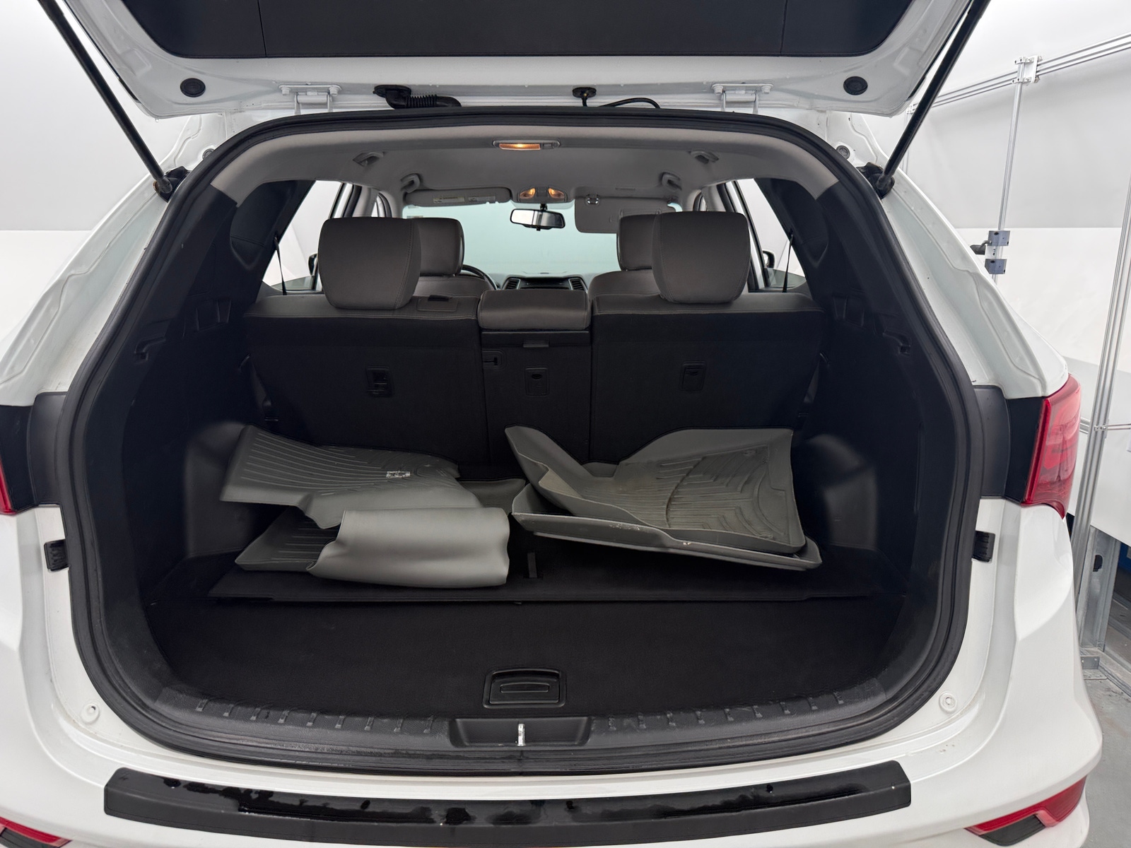 Thumbnail: 2018 Hyundai Santa Fe - 7