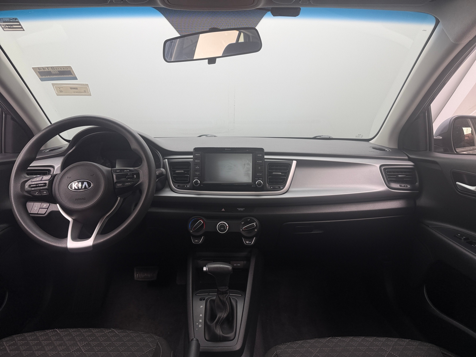 Thumbnail: 2020 Kia Rio - 3